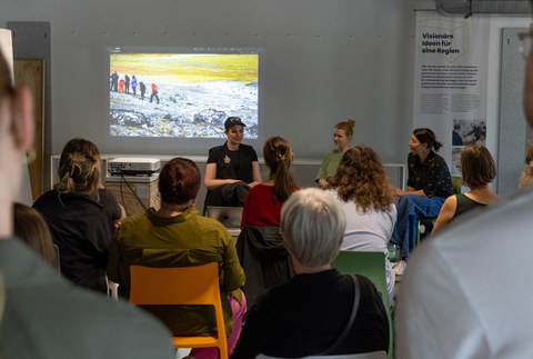 Eventbild von Lena von Goedeke, Svenja Engelmann-Kewitz, Gwendolin Kremer_COSMO Kippunkte