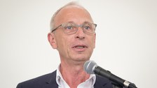 Jens Reichel, Schulleiter des Gymnasiums Bürgerwiese, eröffnete die Veranstaltung