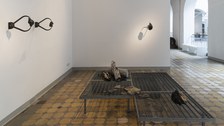 Ausstellungsansicht "Ground Truth" mit Arbeiten von Lena von Goedeke, Galerie der Kustodie im Görges-Bau, 2024