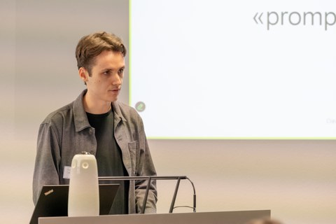 Sprecher:innen während des Symposium