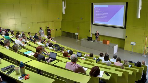 Prof. Dr. Simon Meier-Vieracker hält einen Plenarvortrag auf der Internationale Konferenz des Germanistenverbandes der Tschechischen Republik 2026 