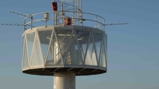 Building with Nature. Observation tower at Zandmotor, The Hague. Film still Building with Nature (2022)