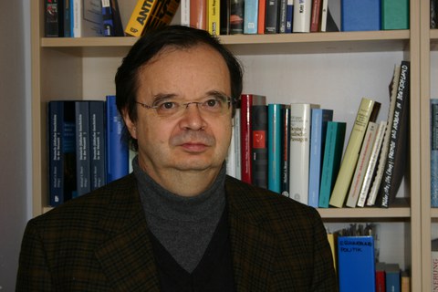 Walter Schmitz