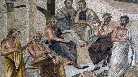 Platons Akademie auf einem Mosaik aus Pompeii. Männer sitzen unter Säulen und einem Baum und diskutieren.