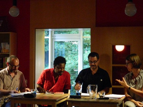 Photo 4 on the occasion of the reading “La migration des murs – The Migration of Walls: French-Language Poetry from Haiti and Quebec” of the authors James Noël (Haiti) & Hector Ruiz (Quebec) on June 20, 2018, at the Literaturhaus Villa Augustin in Dresden