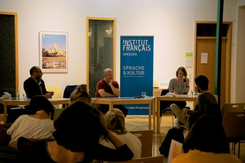 Photo 20 on the occasion of the reading of “Die Flüchtigen” (The Fugitives) – Alain Damasio and Milena Adam in conversation on September 15, 2021, at the Goethe-Institut Dresden.