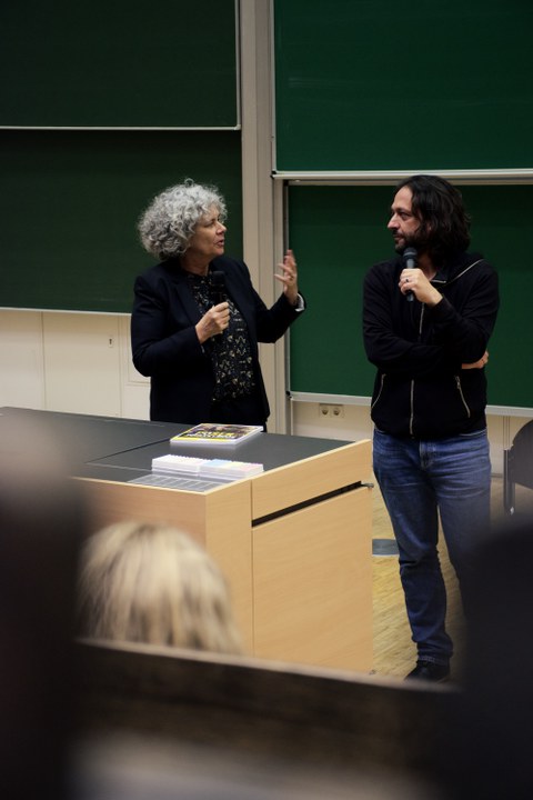 Fotoimpressionen von der Eröffnung der Fotoausstellung "Poser pour la liberté / Standing for freedom" am 13. April 2022 im Hörsaalzentrum der TU Dresden