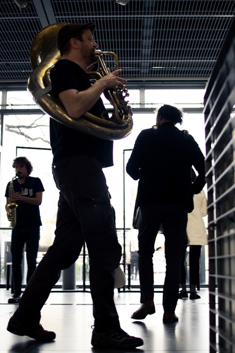 Fotoimpressionen von der Eröffnung der Fotoausstellung "Poser pour la liberté / Standing for freedom" am 13. April 2022 im Hörsaalzentrum der TU Dresden