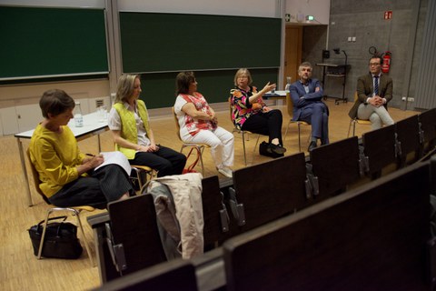 Foto 18 anlässlich der Podiumsdiskussion „Liberté / Freiheit: Wissenschaft im Angesicht von Flucht, Vertreibung und Exil“ am 12. Mai 2022 im Rahmen der Ausstellung „Poser pour la liberté“, 04.-17.05.2022, TU Dresden.