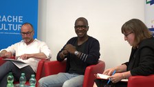 Photo 7 on the occasion of the reading and discussion of “Frau des Himmels und der Stürme" (Woman of the Sky and the Storms) with Wilfried N’Sondé on June 9, 2023, at the Institut français Dresden.
