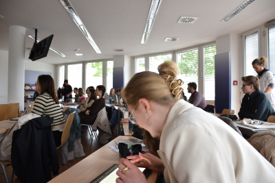 Foto anlässlich des Workshops "Québecer CÉGEP-Studierende zu Gast" am 22. Mai 2025