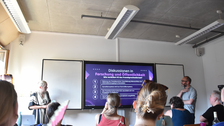 Foto 5 anlässlich des Workshops „Warum Fremdsprachen lernen mit/durch/trotz KI?“ von JProf. Dr. Anne-Marie Lachmund & Dr. Torsten König im Rahmen der Dresdner Lange Nacht der Wissenschaften am 26.06.2026 an der TU Dresden.