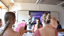 Foto 1 anlässlich des Workshops „Warum Fremdsprachen lernen mit/durch/trotz KI?“ von JProf. Dr. Anne-Marie Lachmund & Dr. Torsten König im Rahmen der Dresdner Lange Nacht der Wissenschaften am 26.06.2026 an der TU Dresden.
