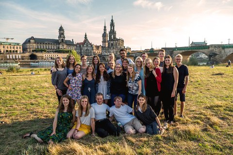 Foto der Alumni des Jahrgangs IB 2014 (2017)