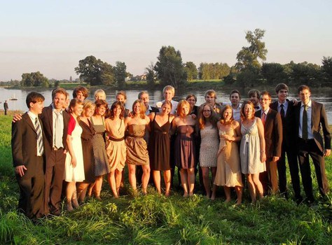 Foto der Alumni des Jahrgangs IB 2007 (2010)