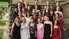 Foto der Alumni des Jahrgangs IB 1999 (2002)