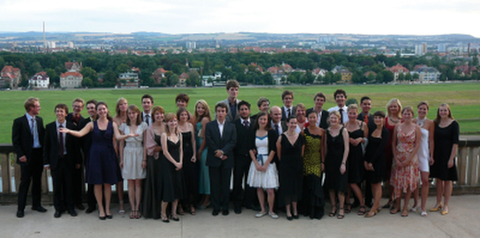 Foto der Alumni des Jahrgangs IB 2005 (2008)