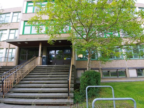 Seminargebäude 1