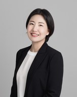 Portraitfoto von Frau Sanga Kim