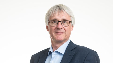 Porträt Professor Thorsten Claus