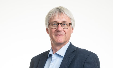 Porträt Professor Thorsten Claus