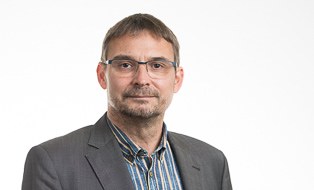 Portrait von Prof. Martin Hofrichter