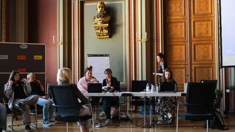 Sitzung des Projekts Youth Vision Action im Bürgersaal des Zittauer Rathauses