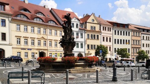 Marktplatz mit Springbrunnen in Zittau