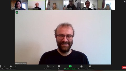 Screenshot of Zoom team-meeting