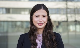 A profile photo from Sophie Rasfeld