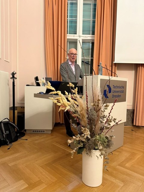 Prof Nils Modler