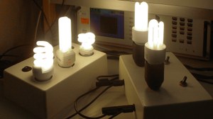 Laborprüfung von Kompaktleuchtstofflampen
