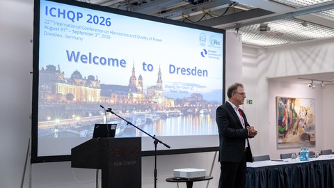 Jan Meyer at the conference opening
