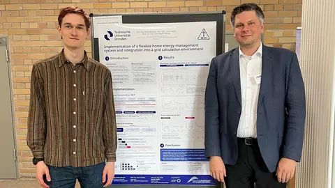 Prof. Wolter mit Studenten Malte Wischer