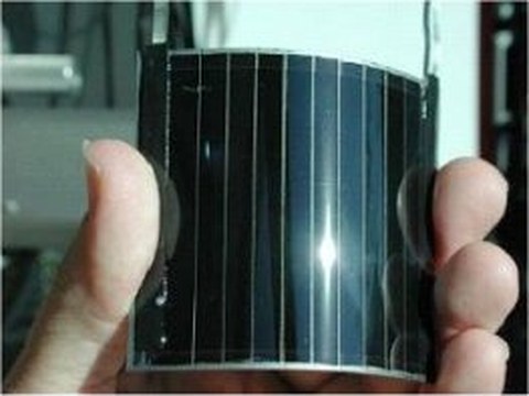 Flexible Solarzelle auf der Basis von CuInGaSe