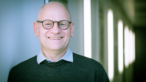 Prof. Thomas Mikolajick