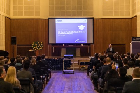 TdF 2022_Absolventenverab­schiedung, Preisverleihungen und Abendveranstaltung