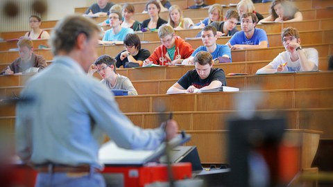 Lehrveranstaltung in einem Hörsaal