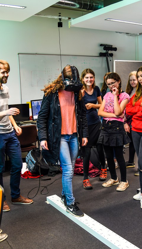 GirlsDay'18 - Auf den Spuren der VirtualReality