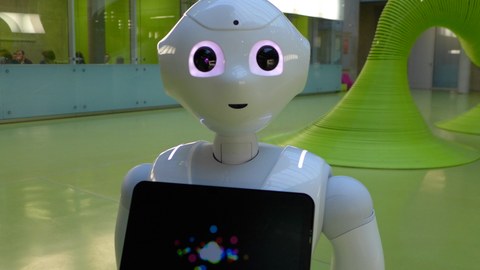 Pepper, the robot - the new colleague at ADS