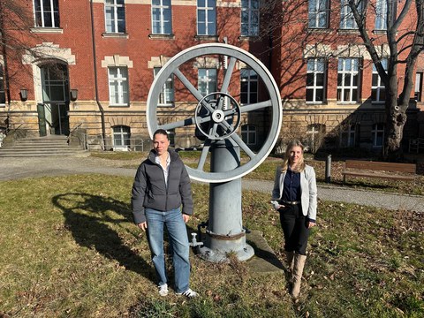 Unsere neuen Mitarbeiterinnen Bianca (links) und Michelle (rechts)