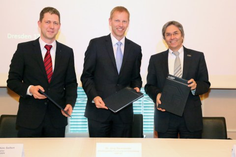 Regionales Virtuelles Kraftwerk 2.0 - Unterzeichnung Vertrag 4