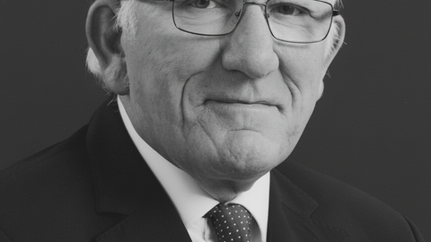 Porträtfoto von Prof. Achim Dittmann