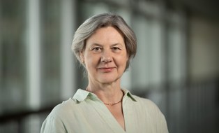Porträtfoto Regina Rothmann