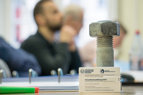 Schraubfachausbildung