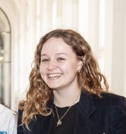Caroline Wierling