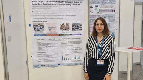 Dr. Sara Marchini präsentiert das InnoLAB-Poster.
