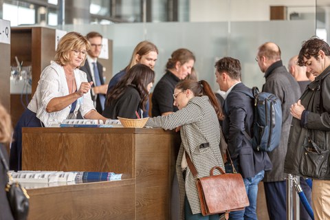 Teilnehmende bei der Anmeldung 1