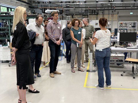 Die Führung durch das Zentrum für Energietechnik