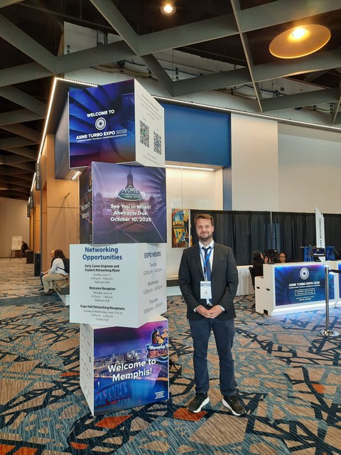 Luis Wunder im Foyer der ASME Turbo Expo in Memphis.